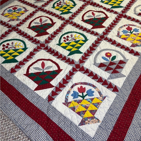Vintage Patchwork Quilt Flower Basket With Shams 78x79 Appliqué Quilted - Picture 8 of 16